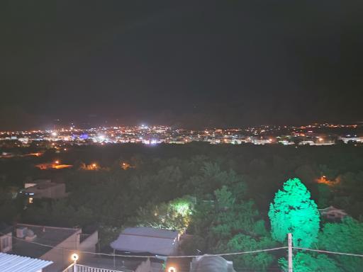 عکس رستوران بام هفت چشمه