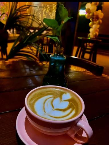 عکس کافه شاپ پاییز