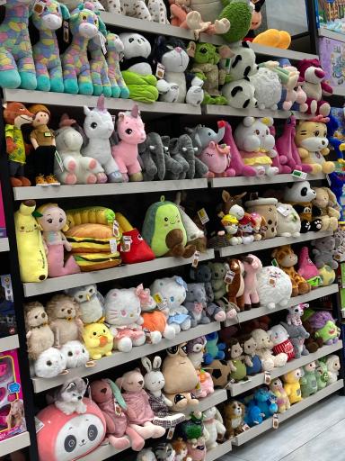 عکس فروشگاه شادیاتو