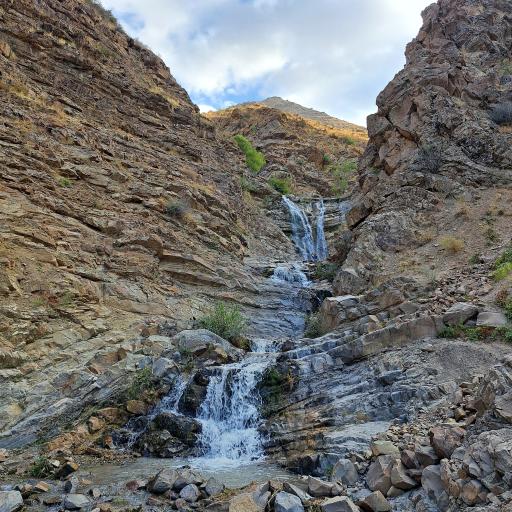 عکس آبشار برگ جهان