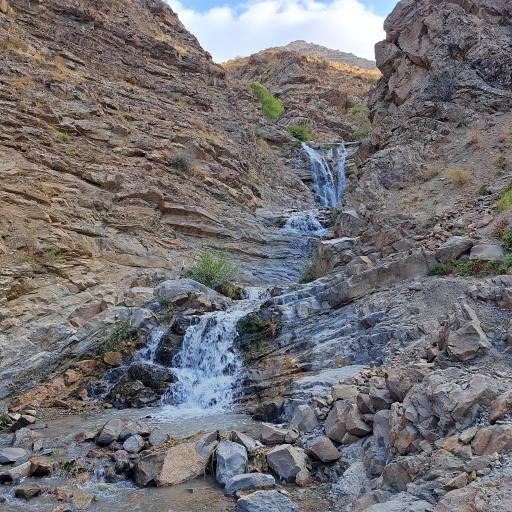 عکس آبشار برگ جهان