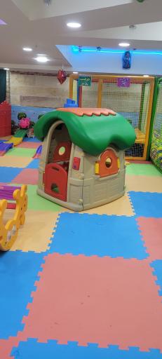 عکس خانه کودک پویا