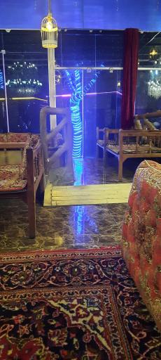 عکس رستوران سنتی پدیده