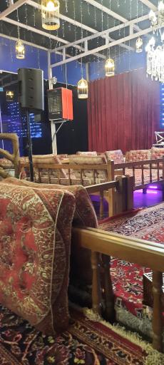 عکس رستوران سنتی پدیده