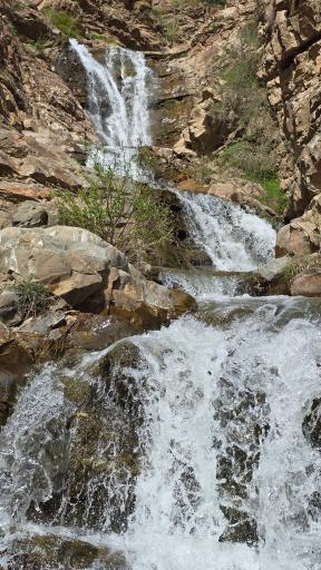 عکس آبشار برگ جهان