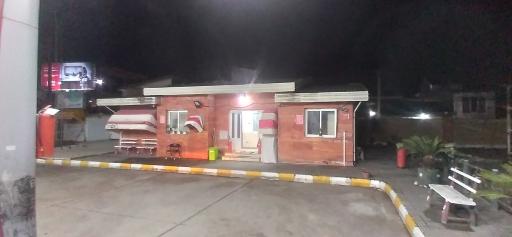 عکس پمپ گاز CNG هتل قو