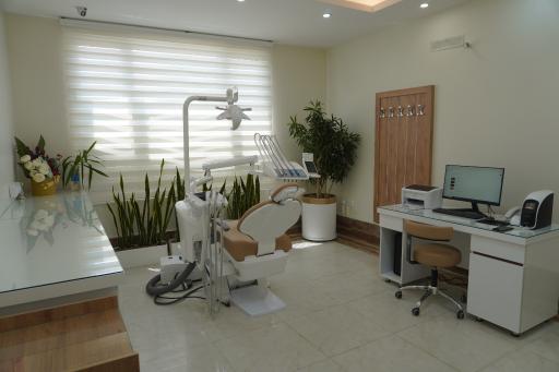 عکس کلینیک دندانپزشکی حسنا 