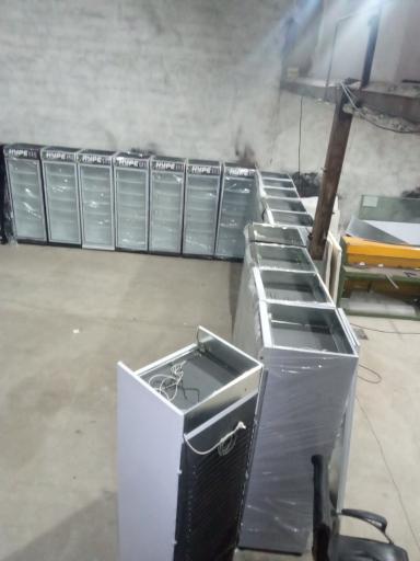 عکس یخچال صنعتی ایران استیل 