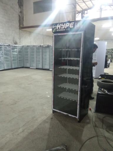 عکس یخچال صنعتی ایران استیل 