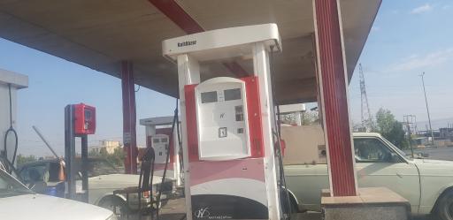 عکس پمپ بنزین و CNG