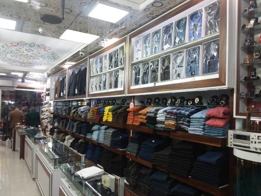 عکس پوشاک حسن کاکاوند