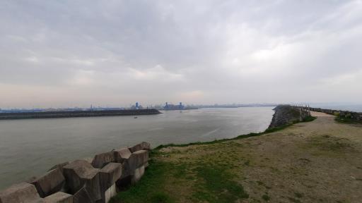 فانوس دریایی موج شکن غربی