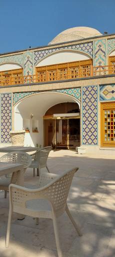 عکس رستوران هتل کاروانیکا