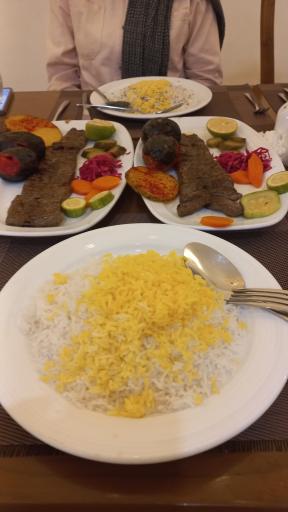 عکس رستوران هتل کاروانیکا