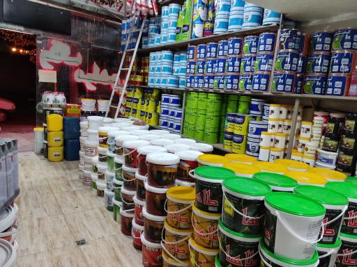 عکس فروشگاه رنگ و چسب مرادی