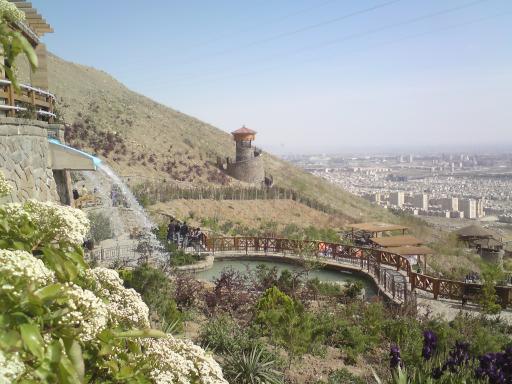 بوستان آبشار