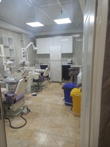 عکس درمانگاه شبانه روزی نیکان