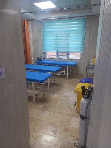 عکس درمانگاه شبانه روزی نیکان