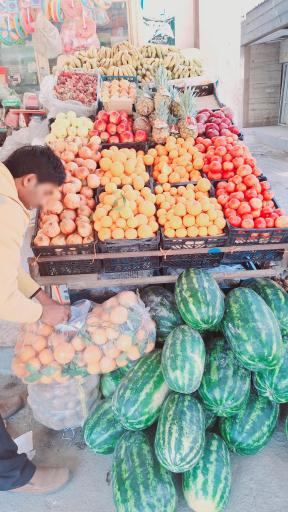 عکس سوپر مارکت حاجی کریم