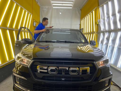 عکس کارشناسی رنگ و فنی خودرو عضدی