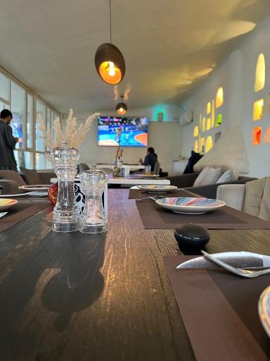 عکس رستوران هیزمیکس پرمیوم