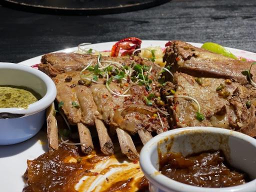 عکس رستوران هیزمیکس پرمیوم