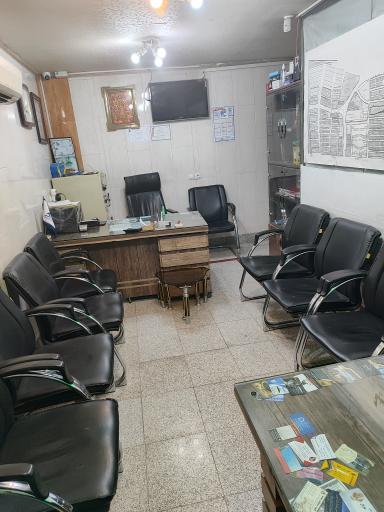 عکس مشاور املاک پاسارگاد