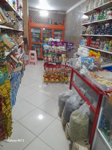 عکس سوپرمارکت دوستان