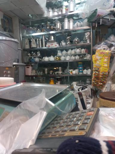 عکس لوازم خانگی و پلاستیک فروشی شکوفه