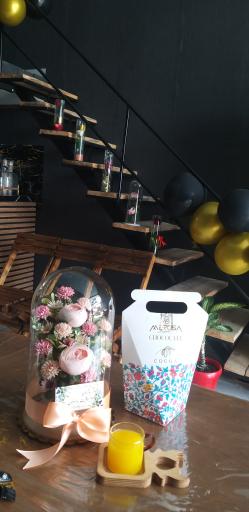 عکس کافی شاپ آرت