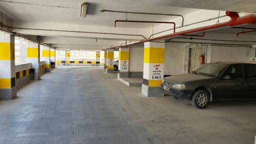 عکس پارکینگ طبقاتی مکران (گرگیج)