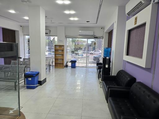 عکس آزمایشگاه تشخیص طبی بهارچابهار