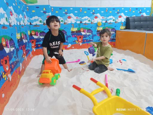 عکس خانه بازی نگین