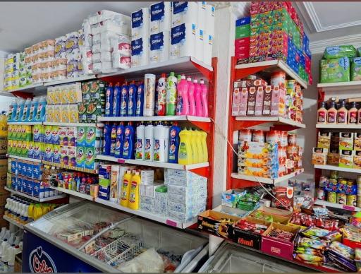 عکس فروشگاه مواد غذایی