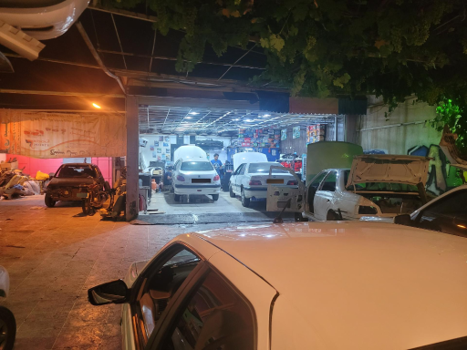 عکس امداد خودرو شبانه روزی و مجتمع تعمیرگاهی آریا
