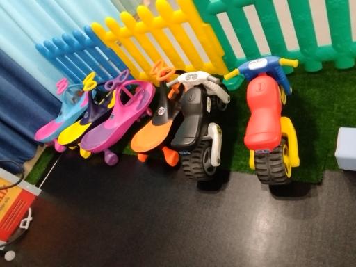 عکس پیش دبستانی و مهد کودک و خانه بازی مرواریدهای درخشان