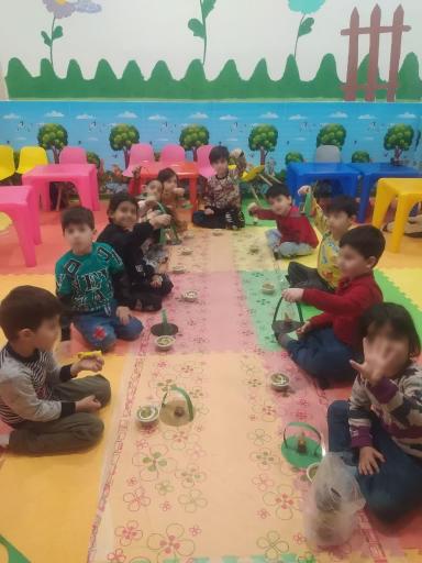 پیش دبستانی و مهد کودک و خانه بازی مرواریدهای درخشان