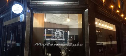 عکس کافه مولن رژ