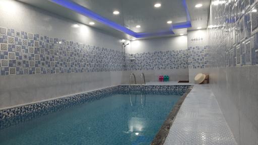 عکس ویلا استخردار رومئو