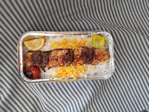 عکس غذای بیرون بر دیگ دیگ