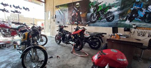 عکس موتور سیکلت هاشمی