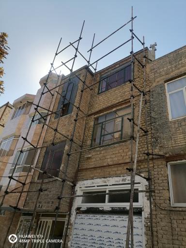 عکس داربست فلزی پارسیران تخته زیر پا 