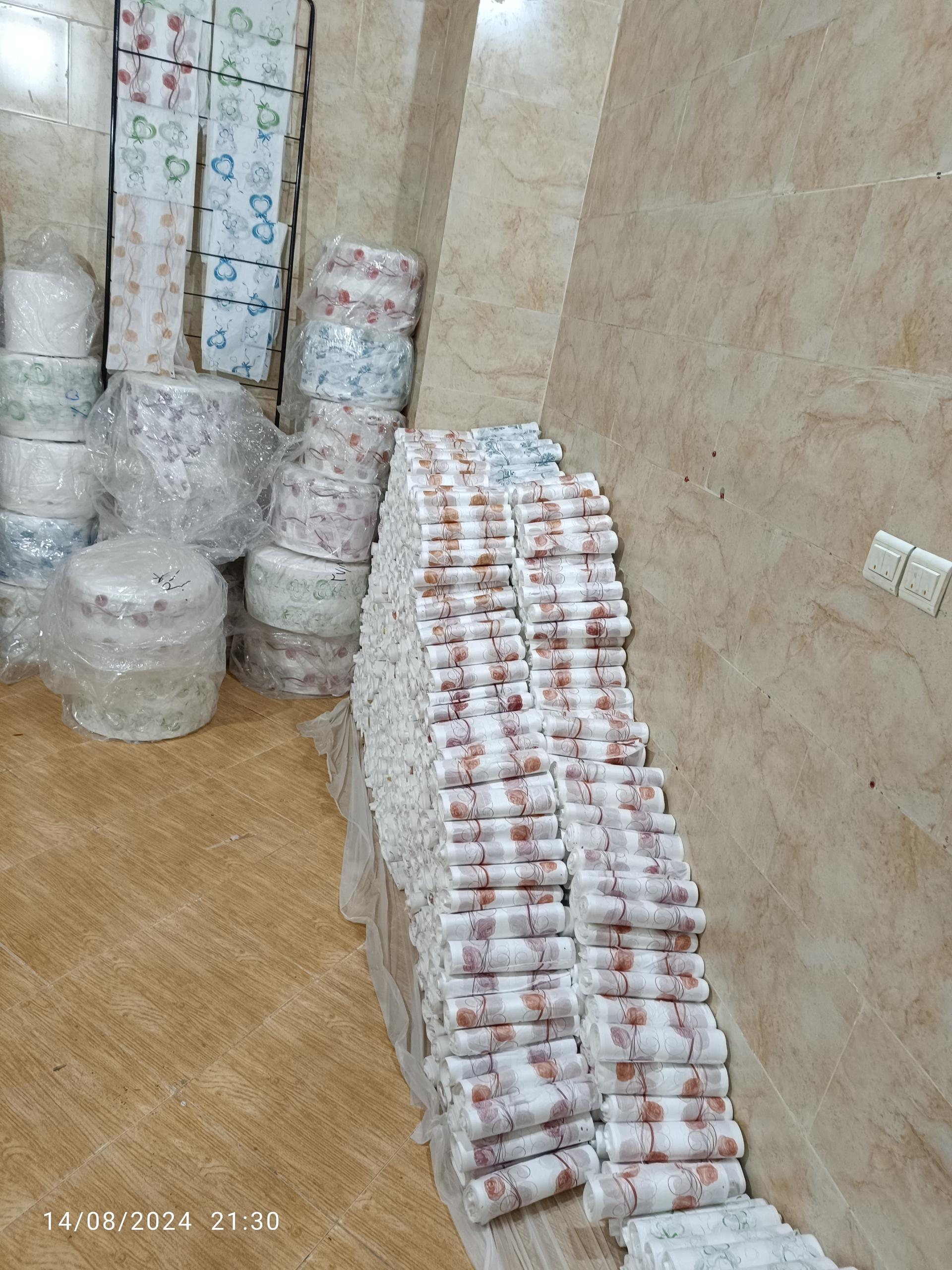 عکس تولید  و پخش سفره یکبار مصرف تات 