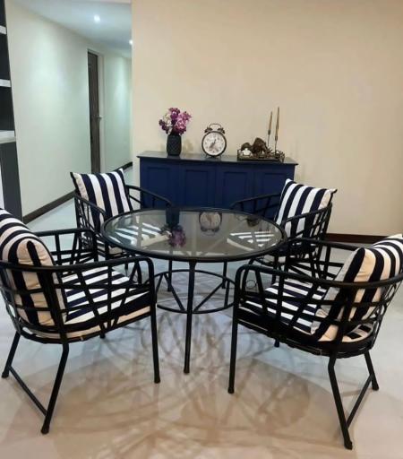 عکس فروشگاه مبلمان باغی ویلاچین 