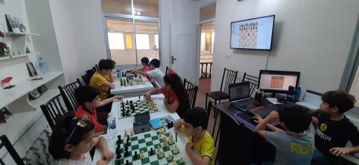 عکس باشگاه شطرنج فرزین