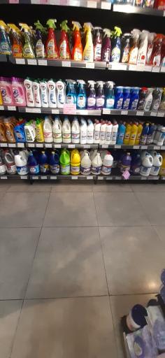 عکس هایپر مارکت نشاط