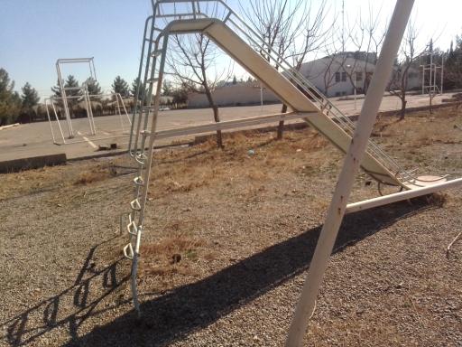 عکس زمین بازی کودکان