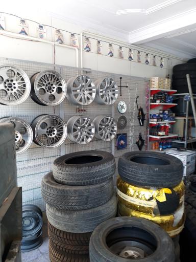 عکس فروشگاه باتری و لاستیک مهربان 