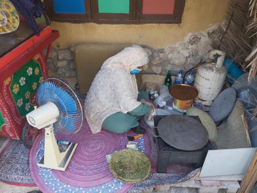 عکس تک بادگیر کیش