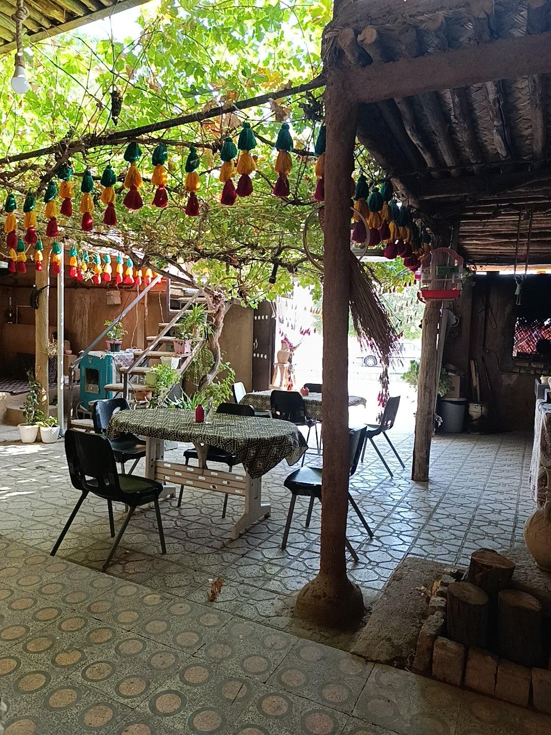 عکس سفره خانه بنچه